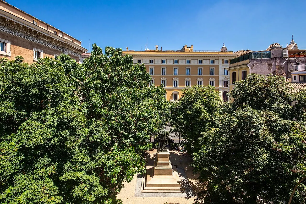 YoursuiteRoma Roma