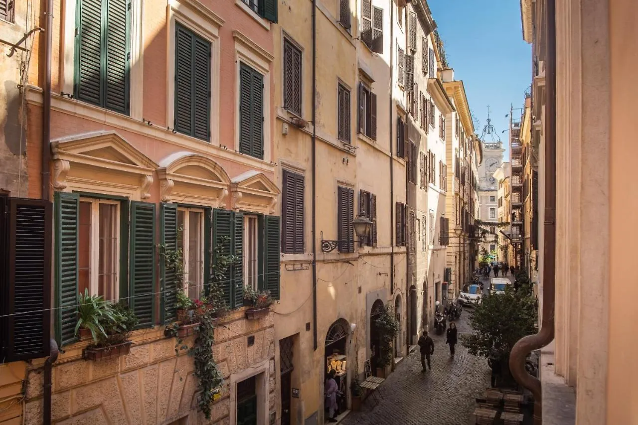 Apartment Yoursuiterome Italy